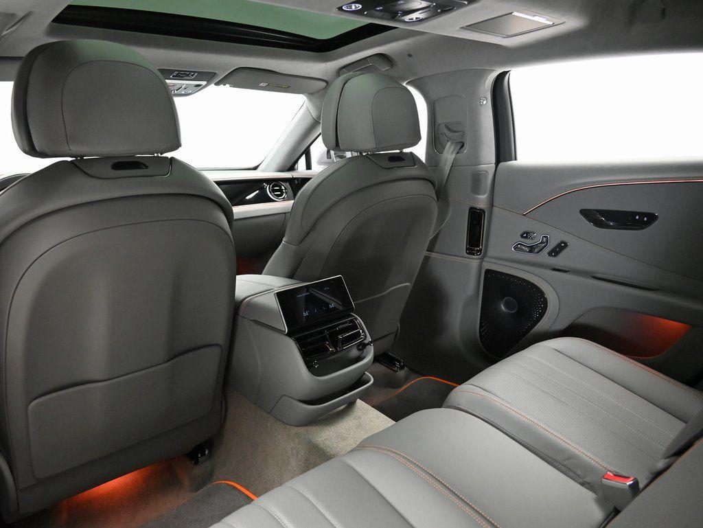 2025 Bentley Flying Spur - Photo 9