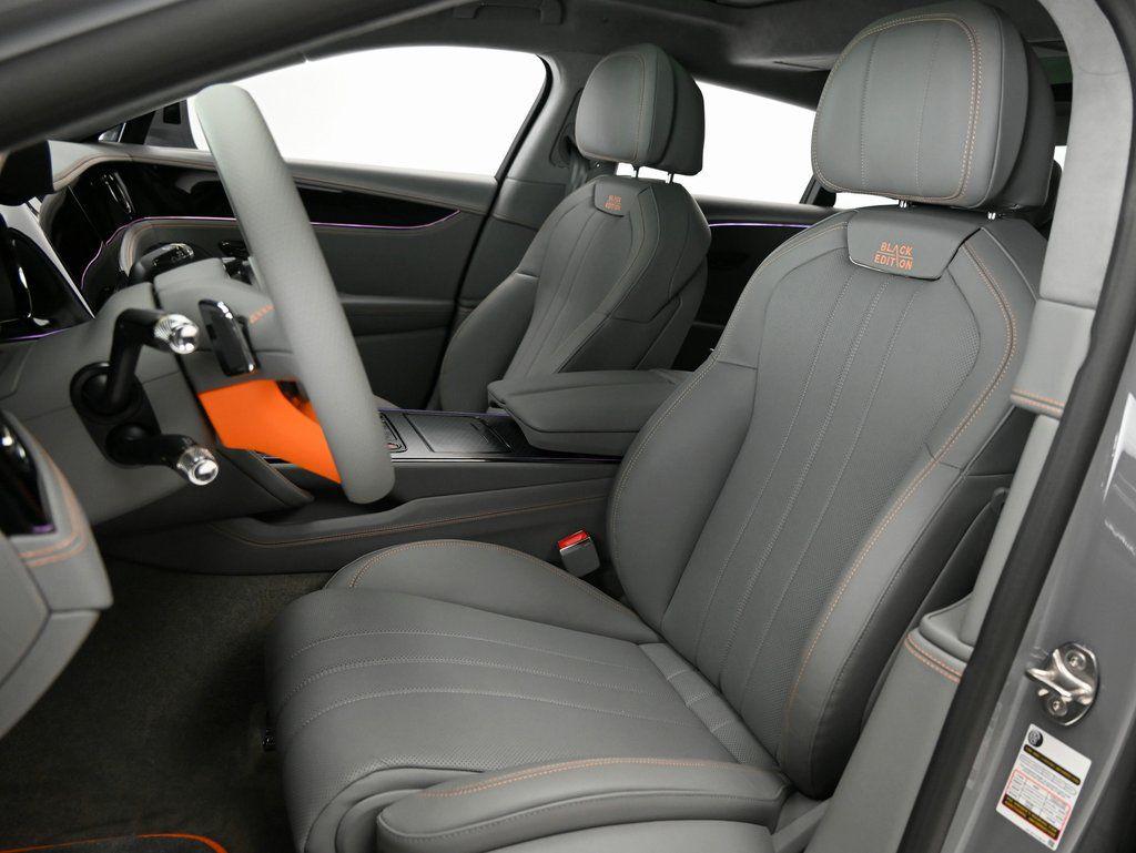 2025 Bentley Flying Spur - Photo 14