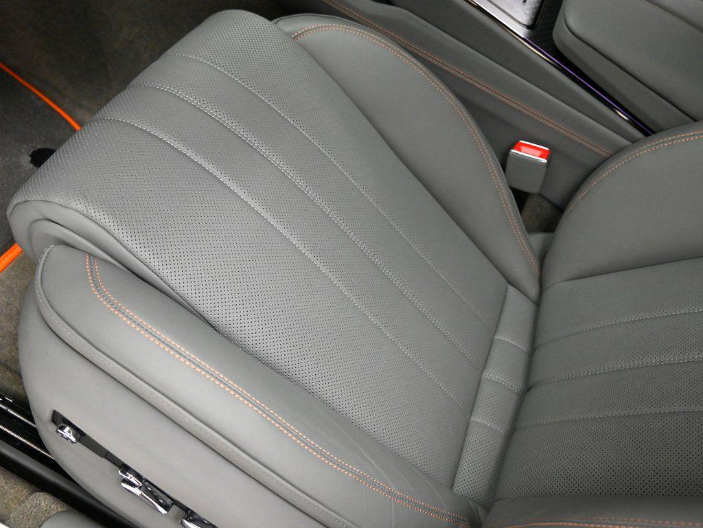 2025 Bentley Flying Spur - Photo 20