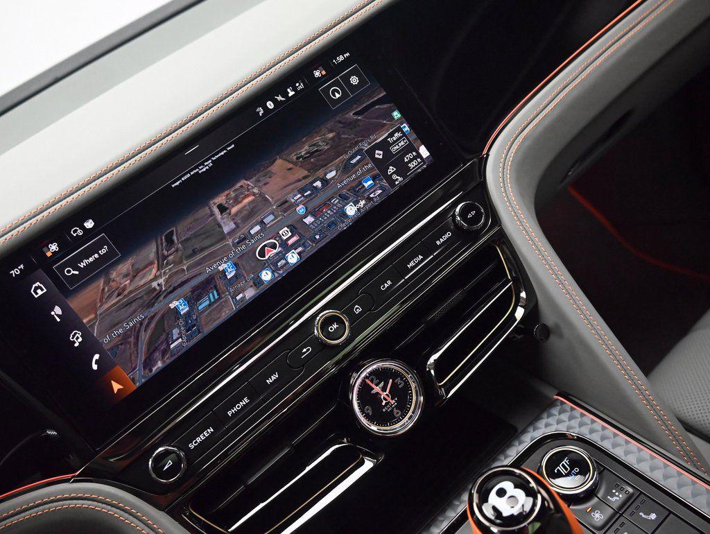 2025 Bentley Flying Spur - Photo 28