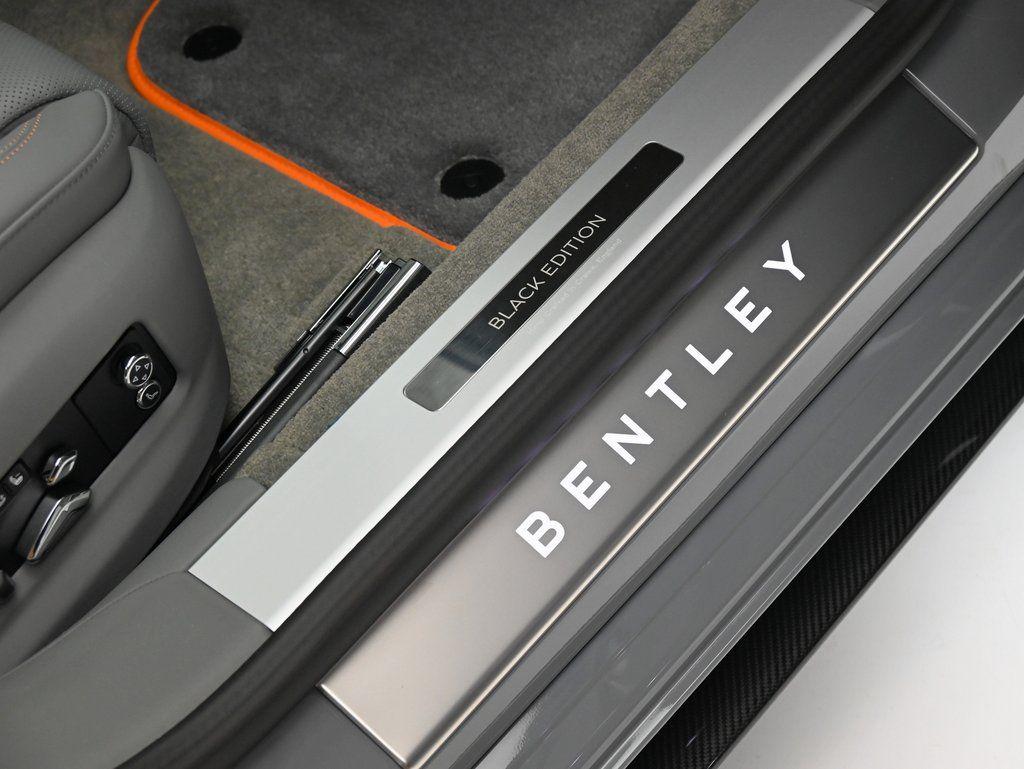 2025 Bentley Flying Spur - Photo 32