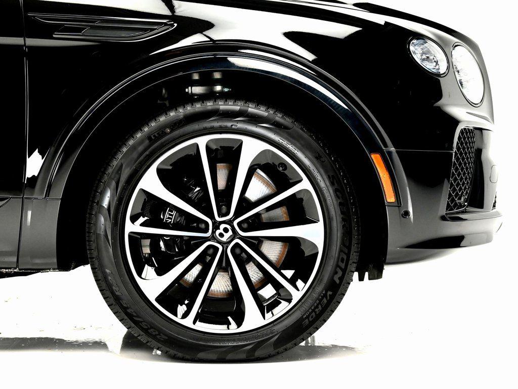 2025 Bentley Bentayga - Photo 9