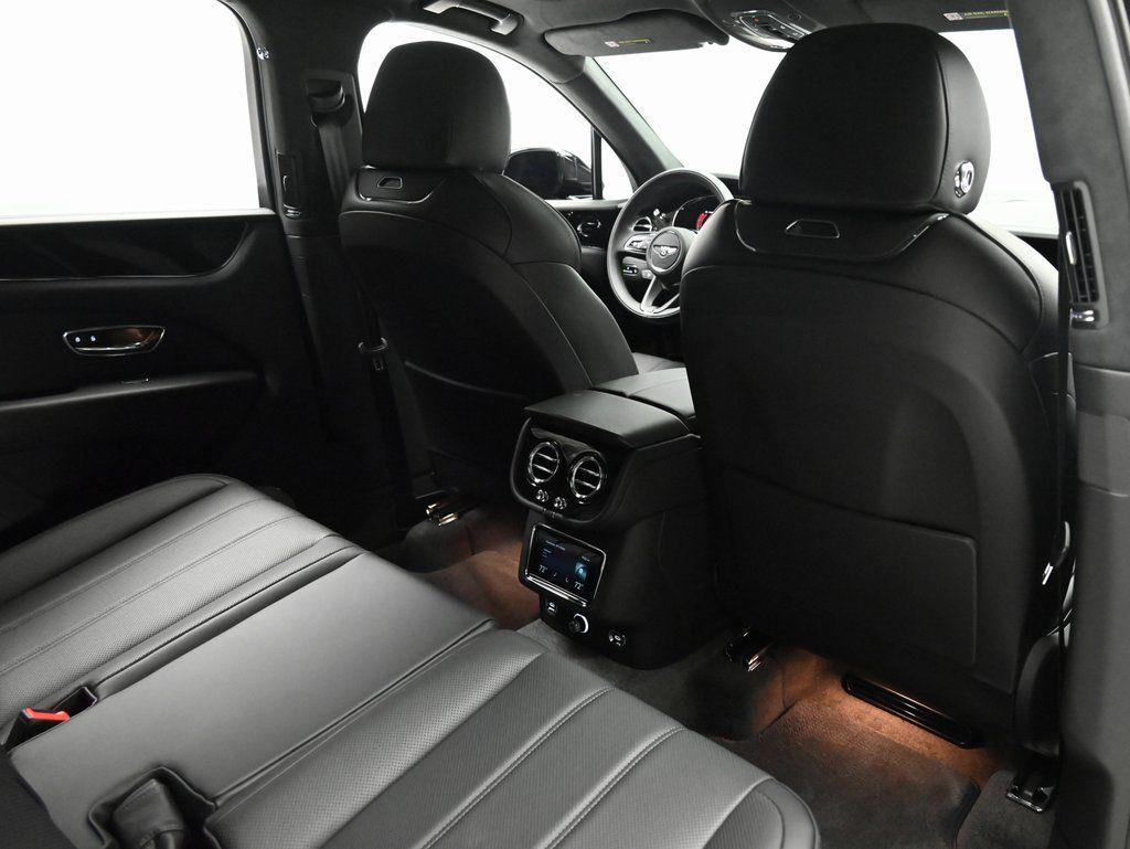 2025 Bentley Bentayga - Photo 11