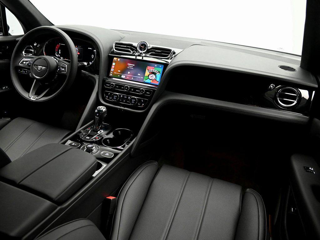 2025 Bentley Bentayga - Photo 12