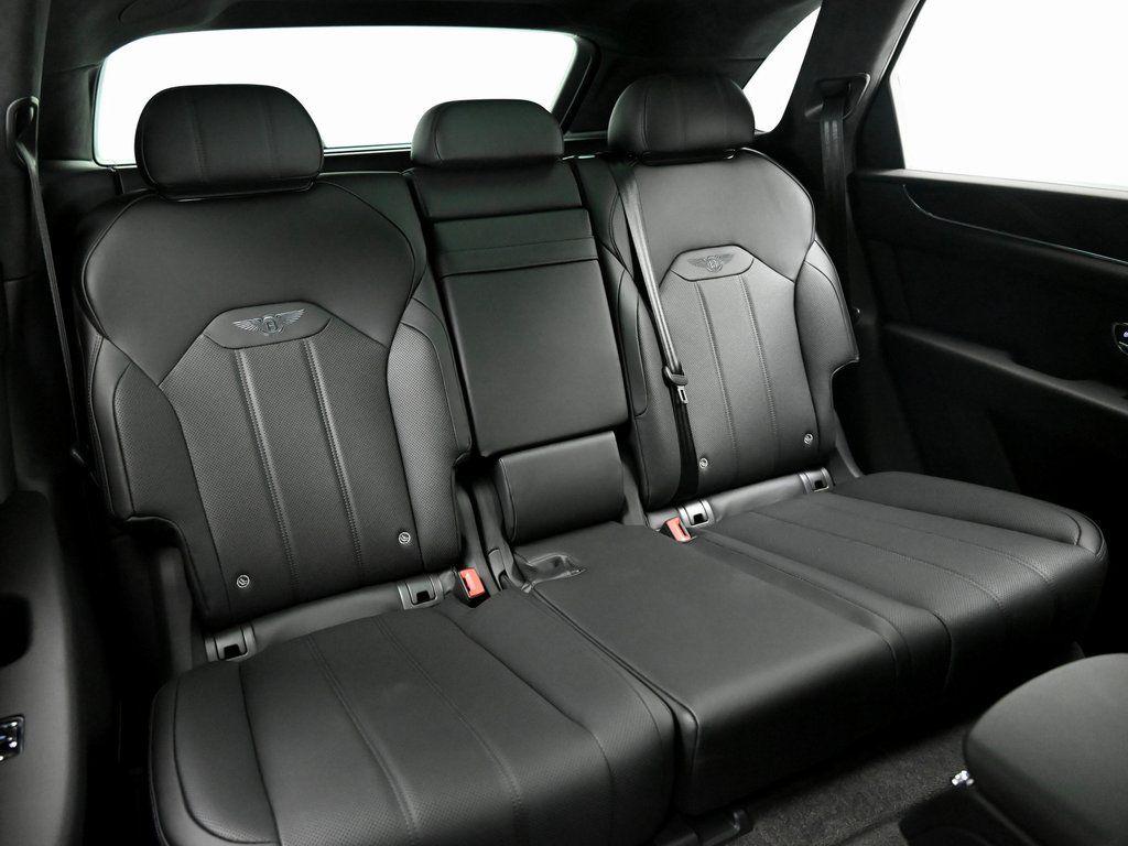 2025 Bentley Bentayga - Photo 15