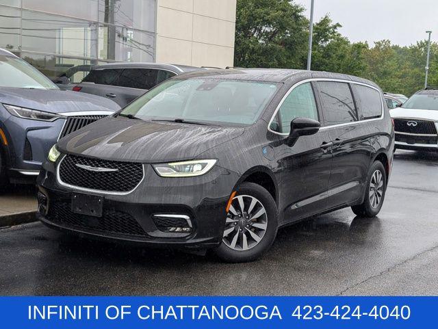 2023 Chrysler Pacifica Hybrid Touring L for sale in CHATTANOOGA, TN