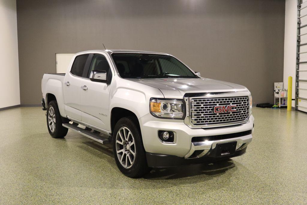 Quicksilver Metallic 2018 GMC Canyon Pickup Truck Four-Wheel Drive Automatic