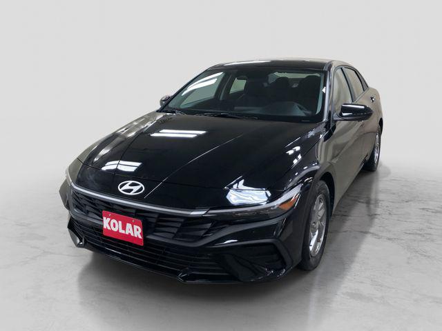 2025 Hyundai Elantra SE for sale in HERMANTOWN, MN