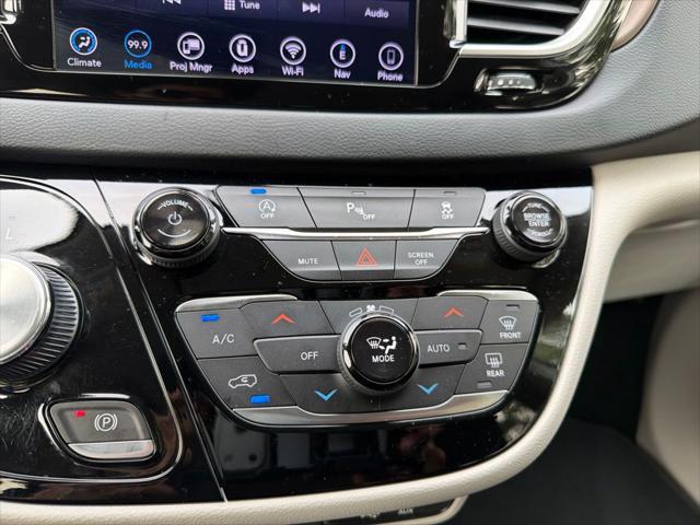 2018 Chrysler Pacifica Touring Plus