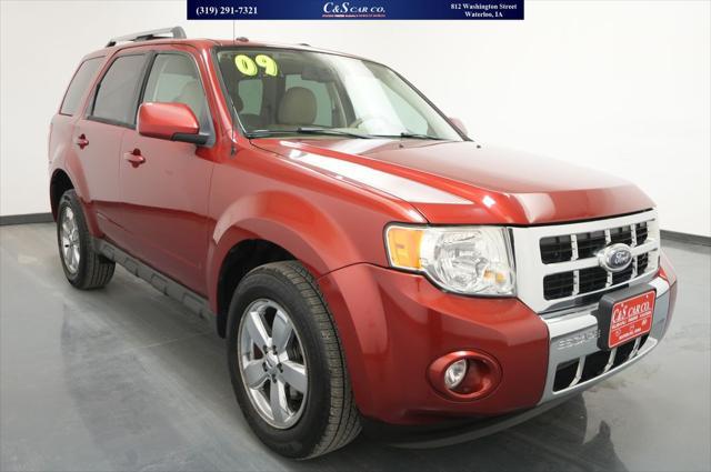 2009 Ford Escape Limited for sale in WATERLOO, IA