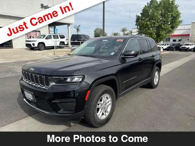 2023 Jeep Grand Cherokee Laredo 4x4 for sale in Bakersfield, CA