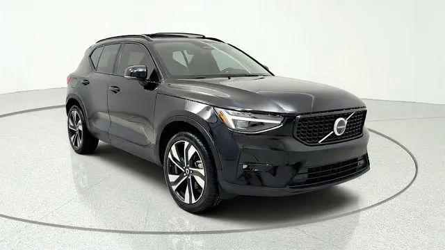2024 Volvo XC40 B5 Plus Dark Theme for sale in Plano, TX