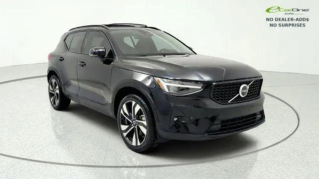 2024 Volvo XC40 B5 Plus Dark Theme for sale in Plano, TX