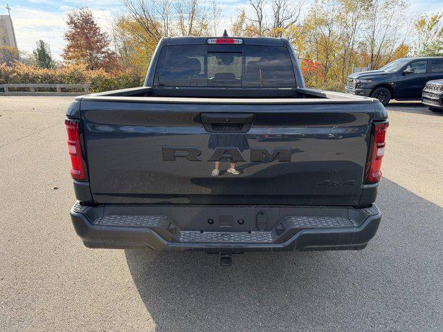 2027 RAM Ram 1500 RAM 1500 EXPRESS CREW CAB 4X4 57 BOX 2027 RAM Ram 1500 RAM 1500 EXPRESS CREW CAB 4X4 57 BOX