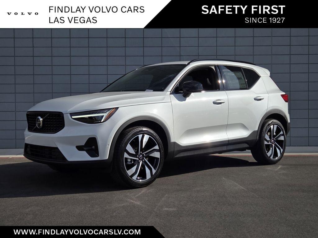 2026 Volvo XC40