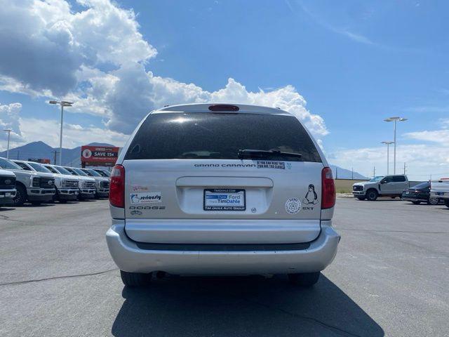 2005 Dodge Caravan SXT