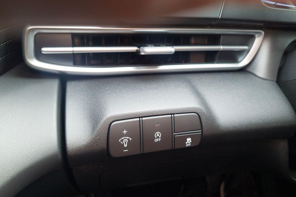 New 2026 White HYUNDAI SE image 30