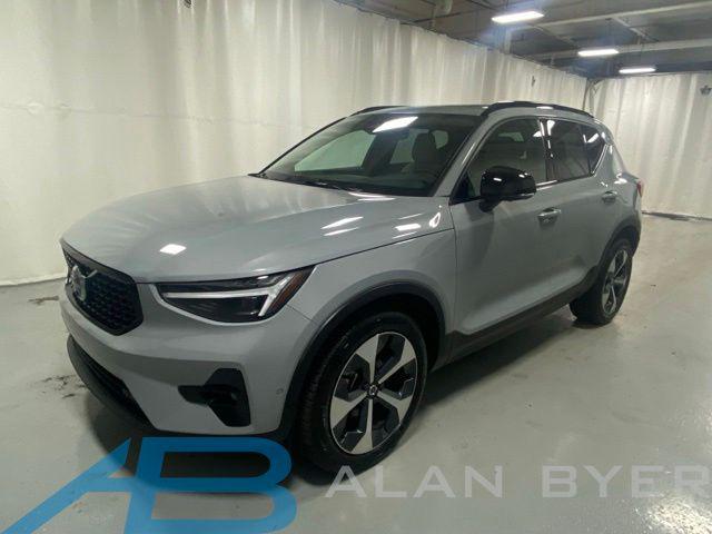 2026 Volvo XC40 Plus, B5 AWD Gas mild hybrid, Dark for sale in Syracuse, NY