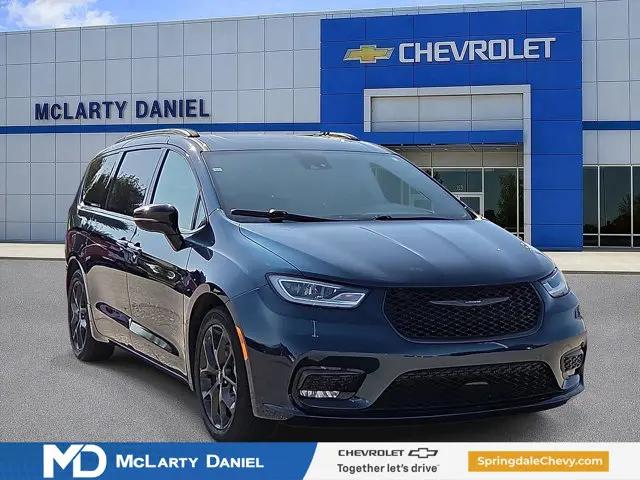 2025 Chrysler Pacifica Limited for sale in Springdale, AR