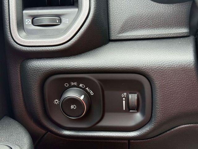 2026 Ram 3500 Tradesman/Big Horn