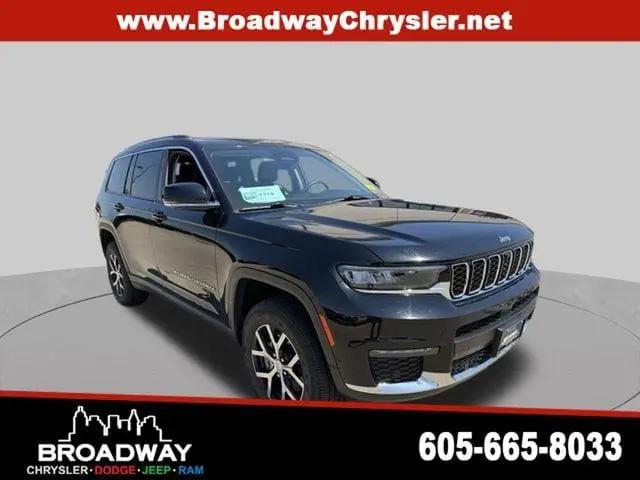 2023 Jeep Grand Cherokee L Limited 4x4 for sale in Yankton, SD