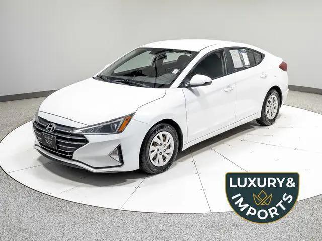 2019 Hyundai Elantra SE for sale in Leavenworth, KS