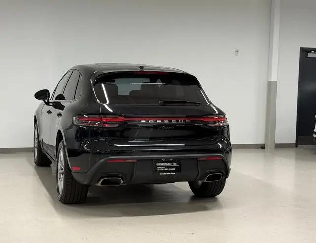 2026 Porsche Macan Macan