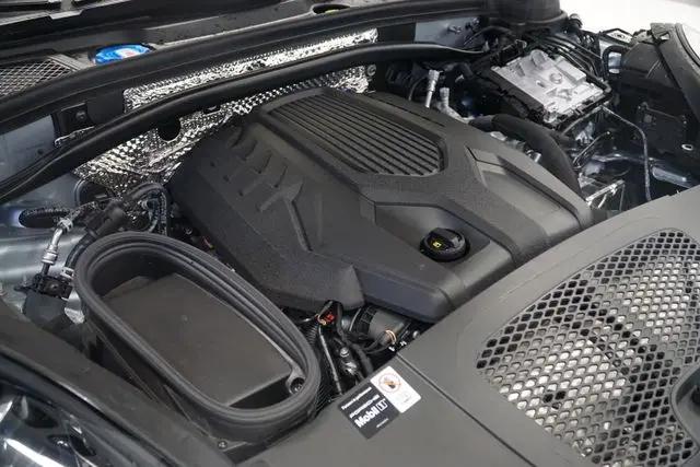 2026 Porsche Macan T