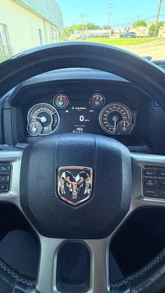 2017 Ram 1500 Limited Crew Cab 4x4 5'7" Box