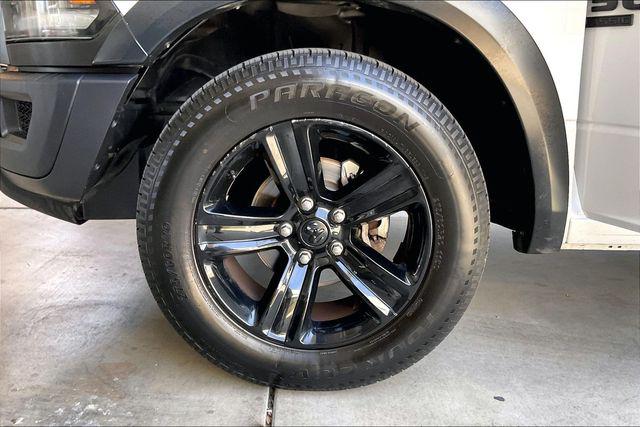 2024 Ram 1500 Classic Warlock Crew Cab 4x2 5'7" Box