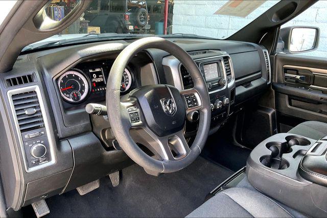 2024 Ram 1500 Classic Warlock Crew Cab 4x2 5'7" Box