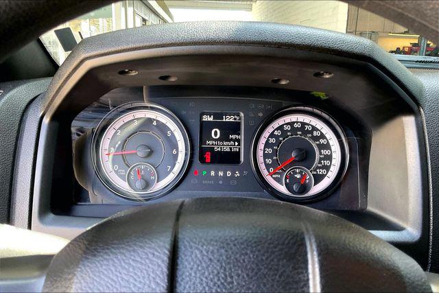 2024 Ram 1500 Classic Warlock Crew Cab 4x2 5'7" Box