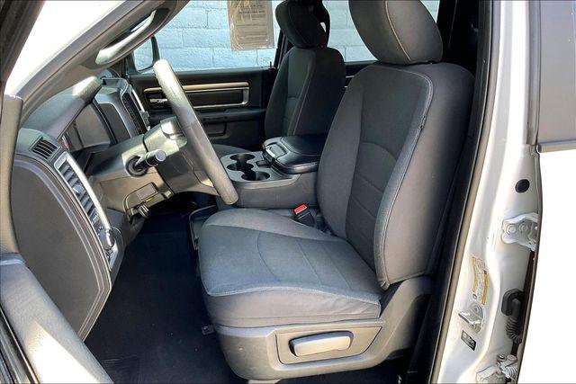 2024 Ram 1500 Classic Warlock Crew Cab 4x2 5'7" Box