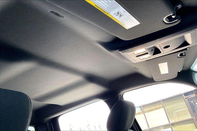 2024 Ram 1500 Classic Warlock Crew Cab 4x2 5'7" Box