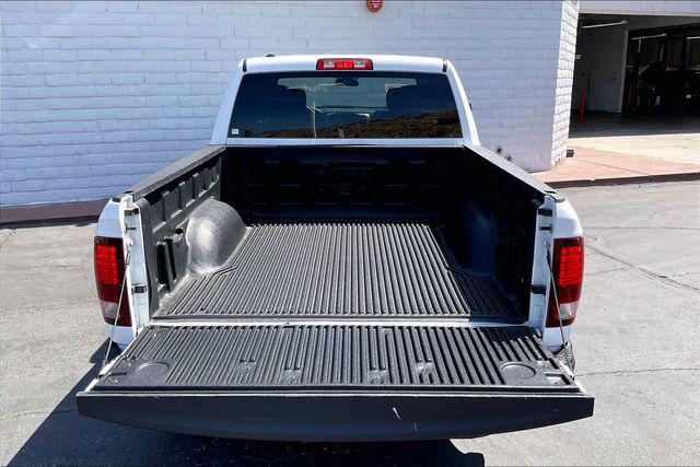 2024 Ram 1500 Classic Warlock Crew Cab 4x2 5'7" Box
