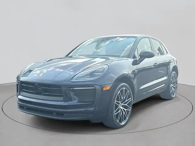 2022 Porsche Macan Macan for sale in St Clair Shores, MI