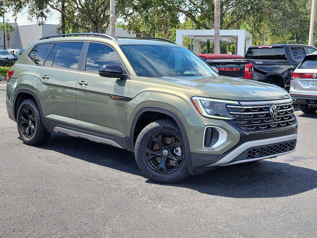 2024 Volkswagen Atlas 2.0T Peak Edition SE w/Technology for sale in Daytona Beach, FL