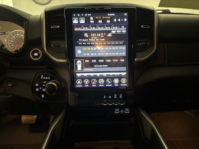 2021 Ram 1500 Big Horn Crew Cab 4x4 5'7" Box