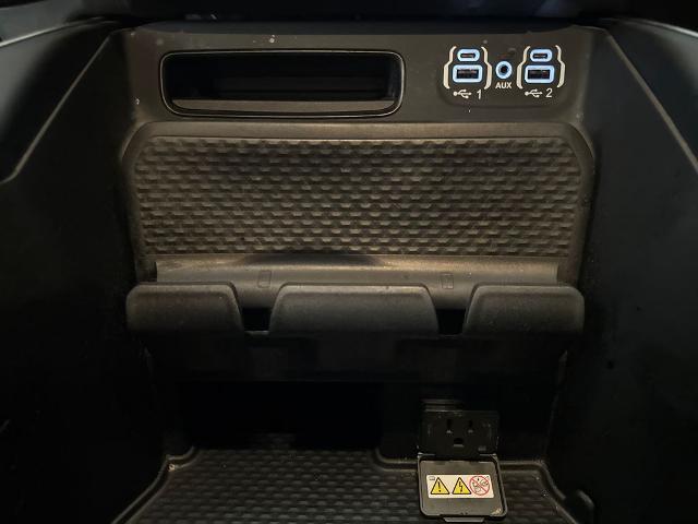2021 Ram 1500 Big Horn Crew Cab 4x4 5'7" Box