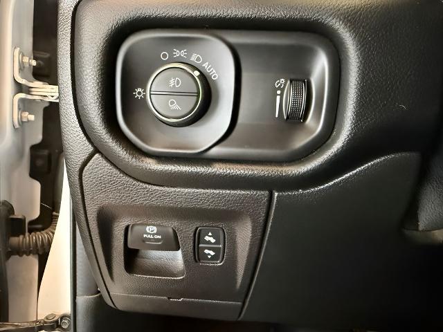 2021 Ram 1500 Big Horn Quad Cab 4x4 64 Box