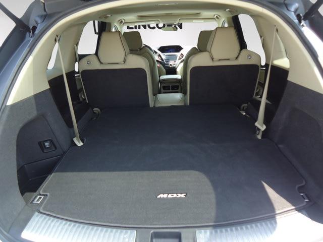 2017 Acura MDX w/Advance Package
