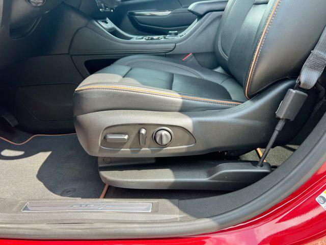 2021 GMC Acadia AWD AT4