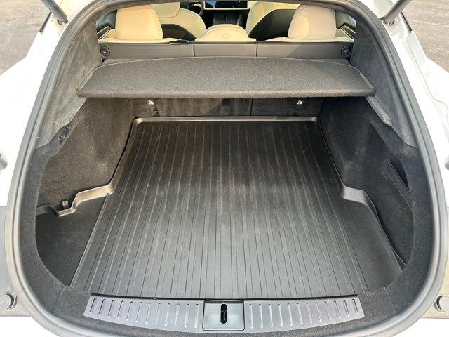 2023 Tesla Model S Standard Range