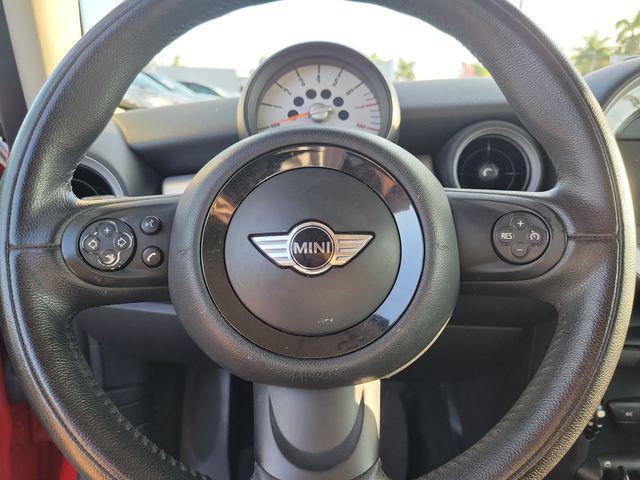 2013 MINI Hardtop Cooper