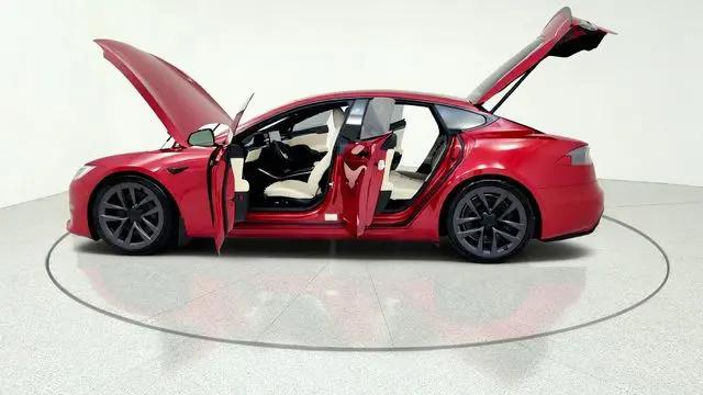 2021 Tesla Model S Plaid Tri Motor All-Wheel Drive