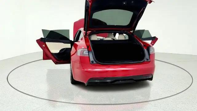 2021 Tesla Model S Plaid Tri Motor All-Wheel Drive