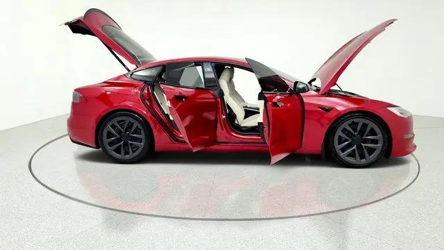 2021 Tesla Model S Plaid Tri Motor All-Wheel Drive
