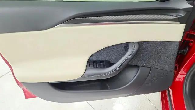 2021 Tesla Model S Plaid Tri Motor All-Wheel Drive