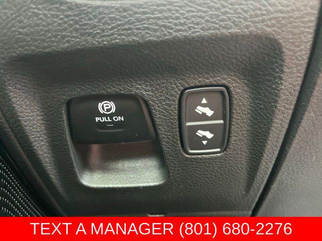 2023 Ram 1500 Limited Crew Cab 4x4 5'7" Box