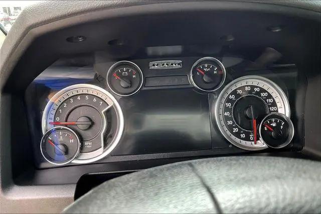2017 Ram 1500 Big Horn Crew Cab 4x2 57 Box